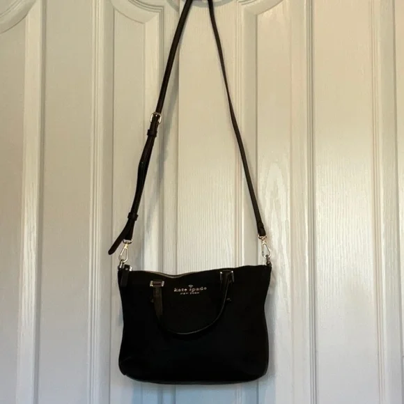 Kate Spade Watson Lane Lucie Crossbody handbag Black Purse Bag Logo - Like New - Picture 8 of 14